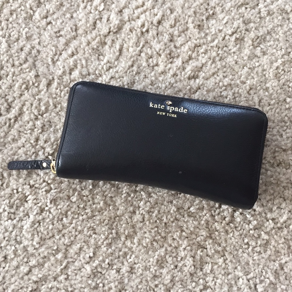 Kate Spade black leather zip wallet